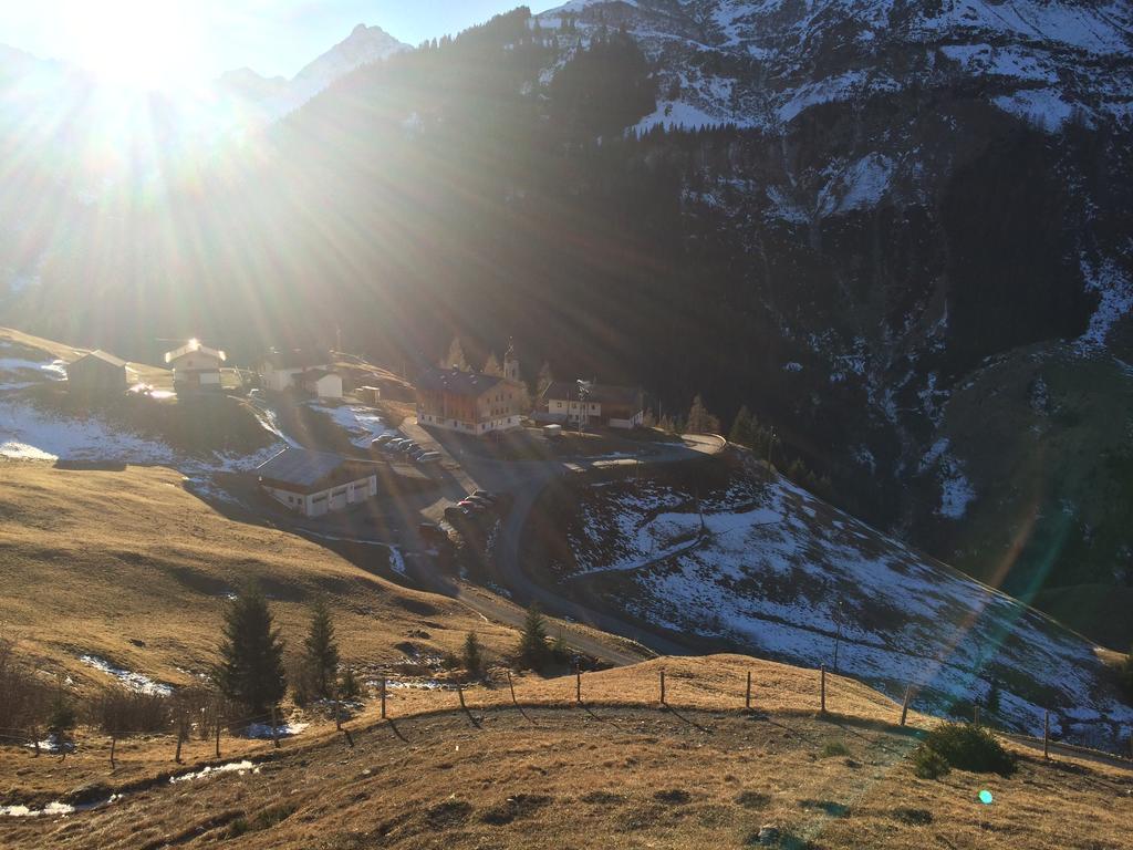 Ferienwohnung Haus Waldrast Elbigenalp Exterior foto